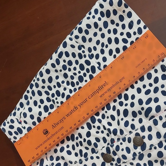 Boden Kids A-Line Faux Button Down Mini Skirt Girls Size 9-10 Years Old - Picture 3 of 7